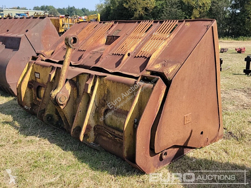 Echipamente pentru construcţii Caterpillar