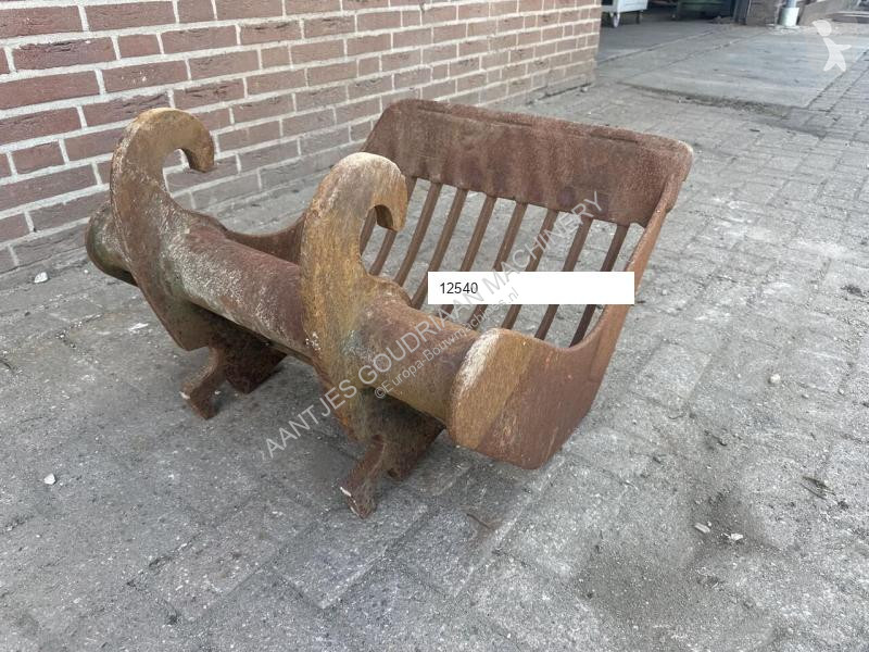 Udstyr til anlægsarbejder MM Puinbak CW 10 700
