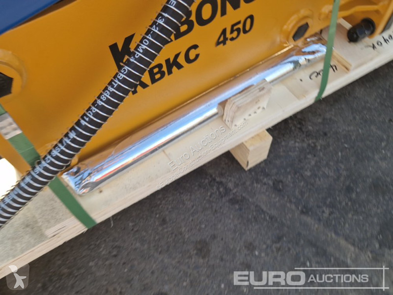 Echipamente pentru construcţii  450