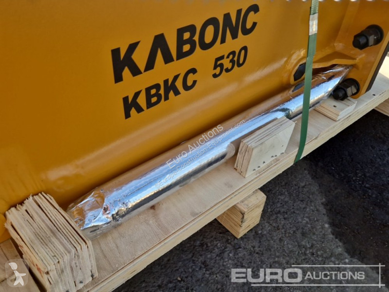 Echipamente pentru construcţii  530