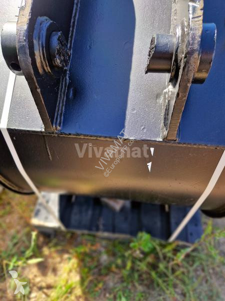 Stavební vybavení Volvo S60