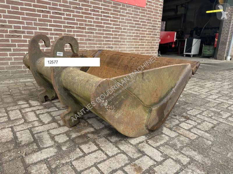 Vybavenie stavebného stroja  CW30