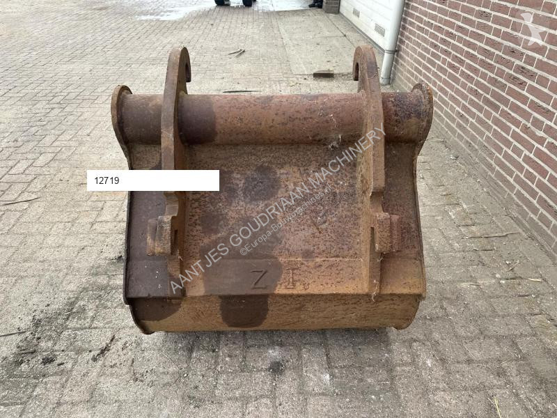 Vybavenie stavebného stroja  CW 30
