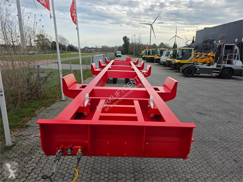 Vybavenie stavebného stroja  Terminal Trailer...