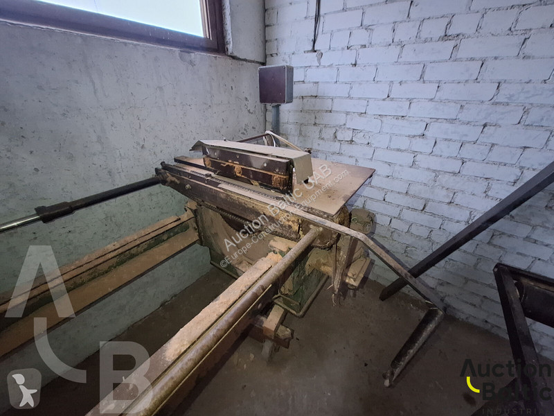 Vybavenie stavebného stroja  ends trimming machine