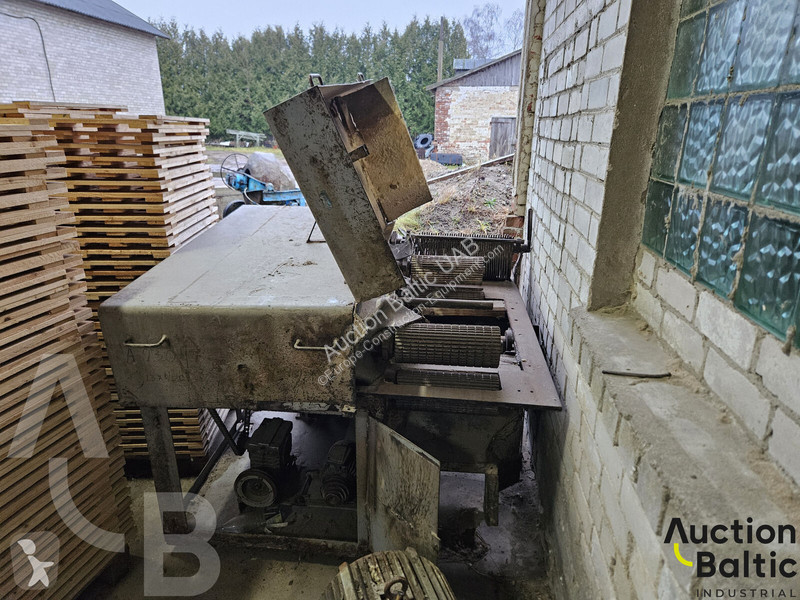 Vybavenie stavebného stroja  machine