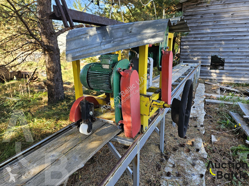 Vybavenie stavebného stroja  processing machine