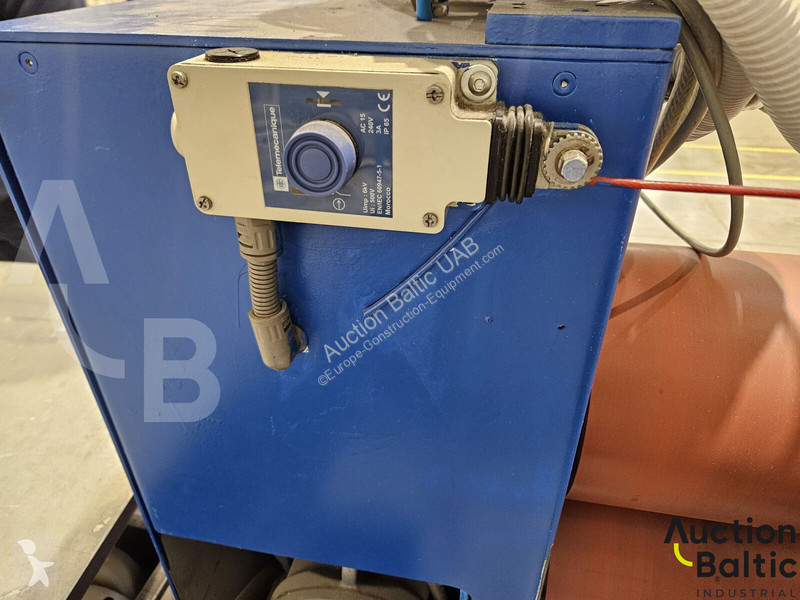 Vybavenie stavebného stroja  machine