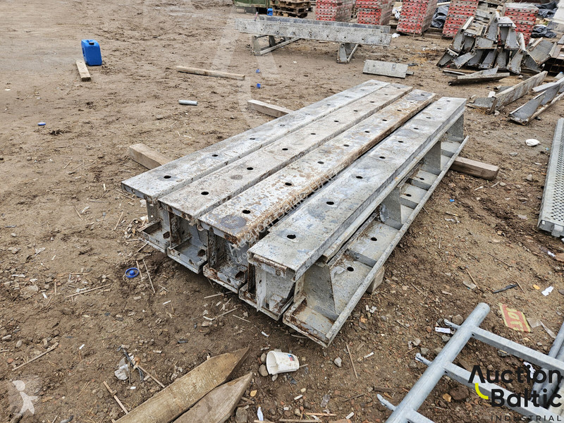 Vybavenie stavebného stroja  formwork