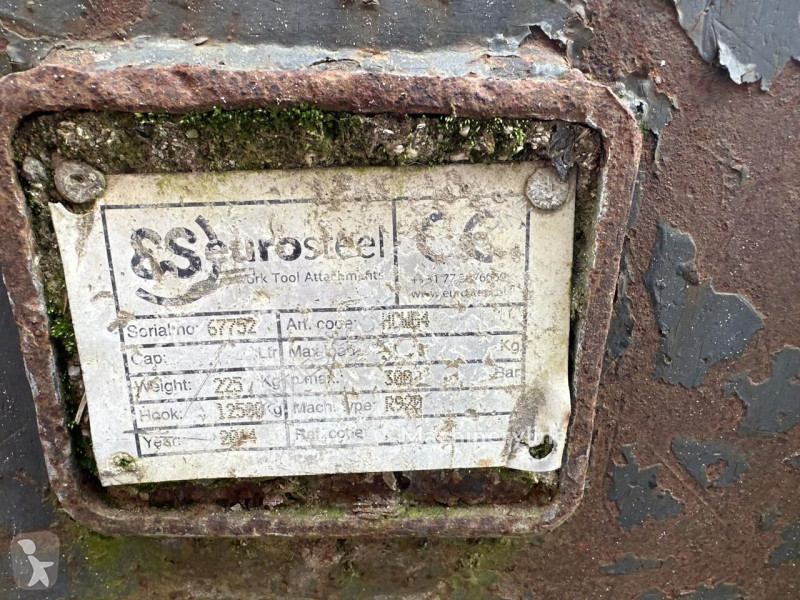 Vybavenie stavebného stroja  Slotenbak CW30