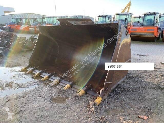 Vybavenie stavebného stroja Liebherr (1884) L...