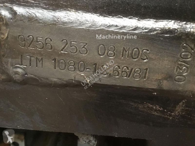 Vybavenie stavebného stroja Liebherr