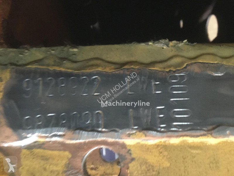 تجهيزات الأشغال العمومية Liebherr