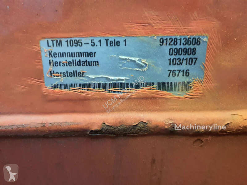 تجهيزات الأشغال العمومية Liebherr