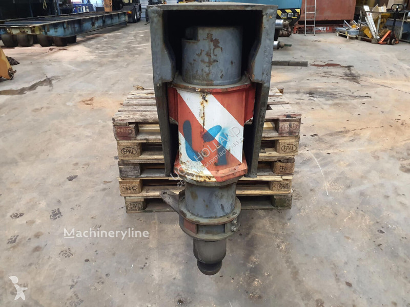 تجهيزات الأشغال العمومية Liebherr