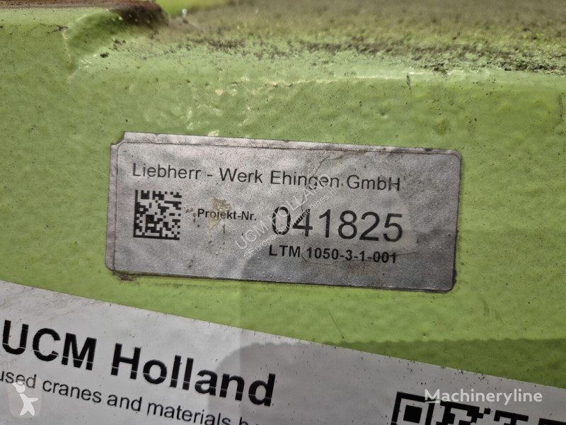 Vybavenie stavebného stroja Liebherr LTM...