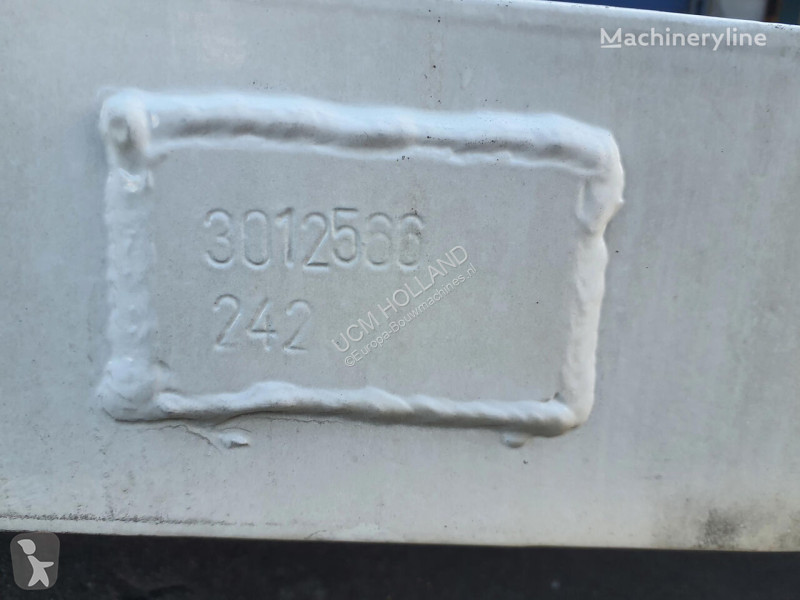 تجهيزات الأشغال العمومية Grove GMK 5100...