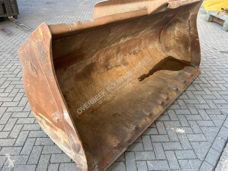 Vybavenie stavebného stroja Liebherr L524 -...