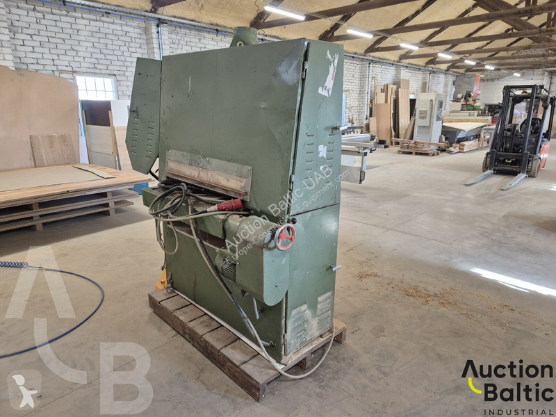 Vybavenie stavebného stroja  CSB 850