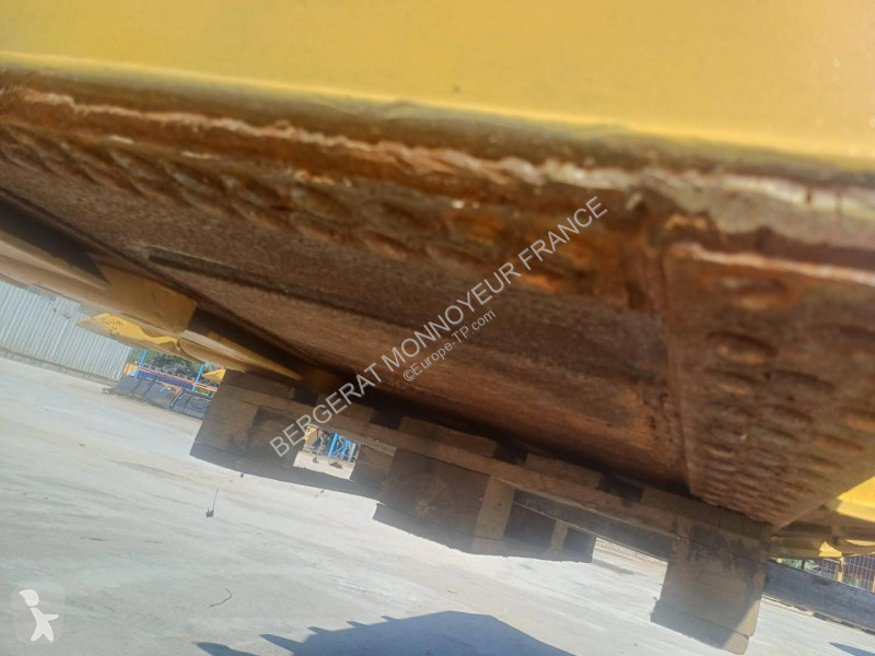 تجهيزات الأشغال العمومية Caterpillar GODET/963/