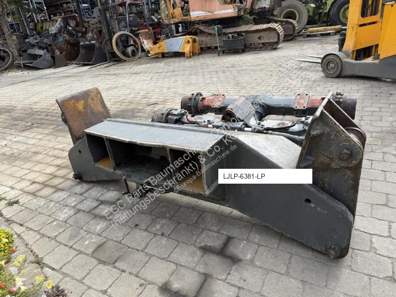 تجهيزات الأشغال العمومية Liebherr Stabilisateur...
