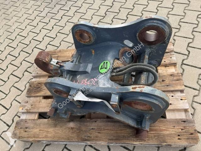 Vybavenie stavebného stroja  CW 40