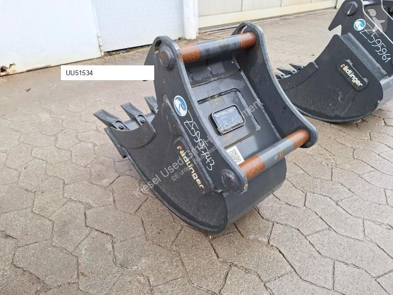 Vybavenie stavebného stroja Rädlinger KTL03-300