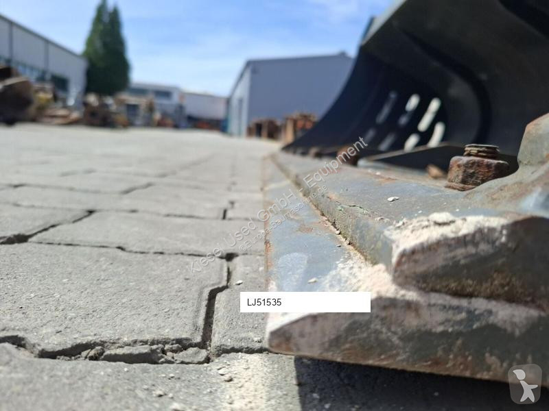 Vybavenie stavebného stroja  Grabenräumlöffel...