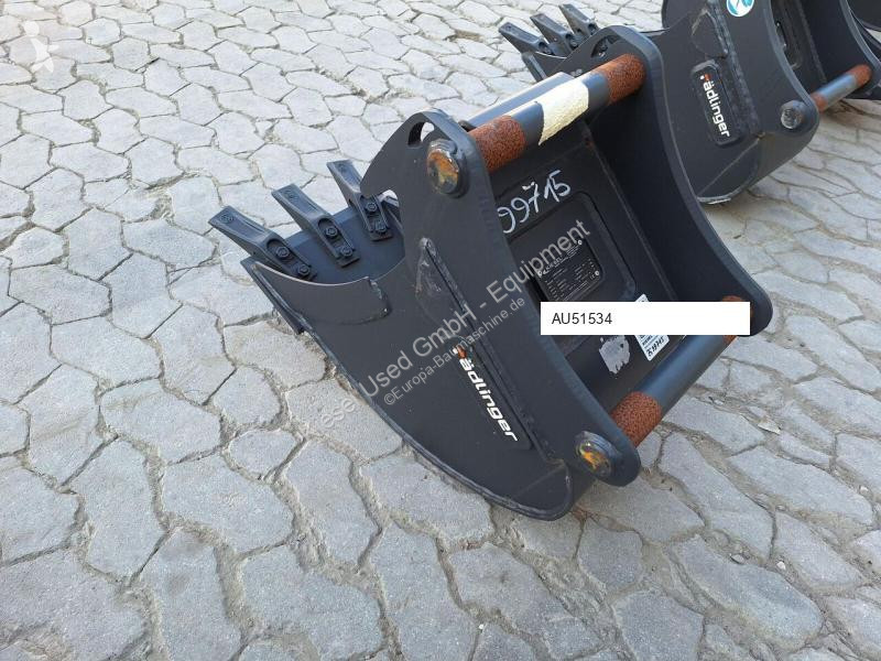 Vybavenie stavebného stroja Rädlinger...