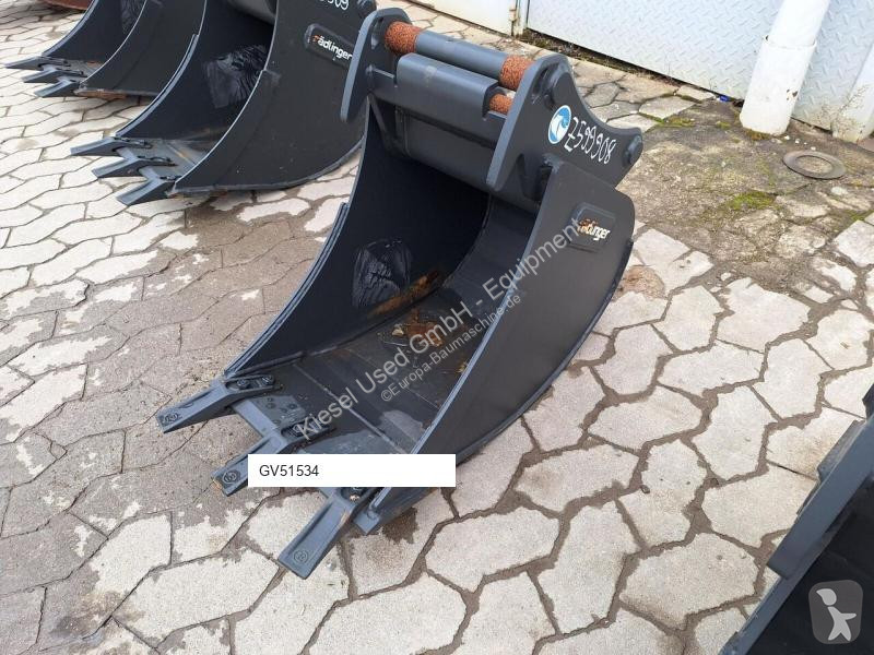 Vybavenie stavebného stroja Rädlinger...