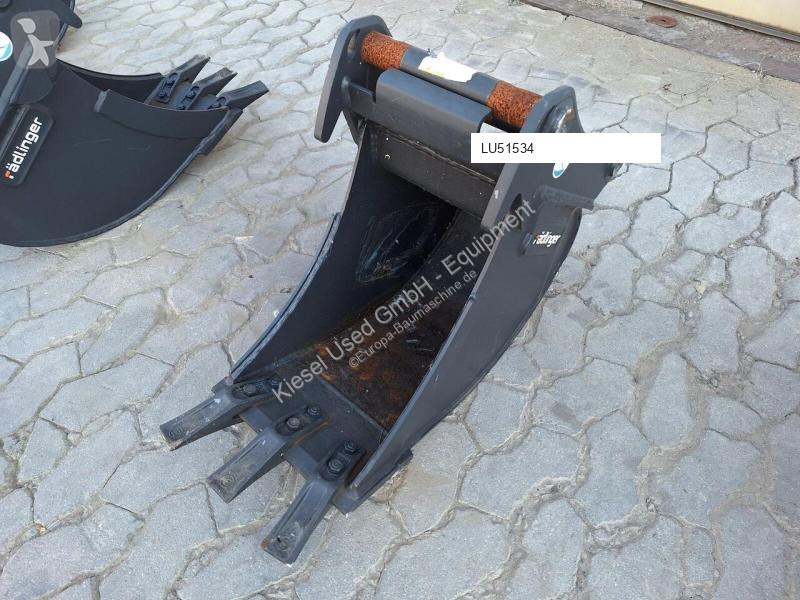 Vybavenie stavebného stroja Rädlinger KTL03-300