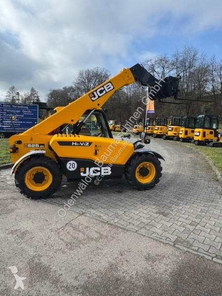 Vybavenie stavebného stroja JCB  525-60