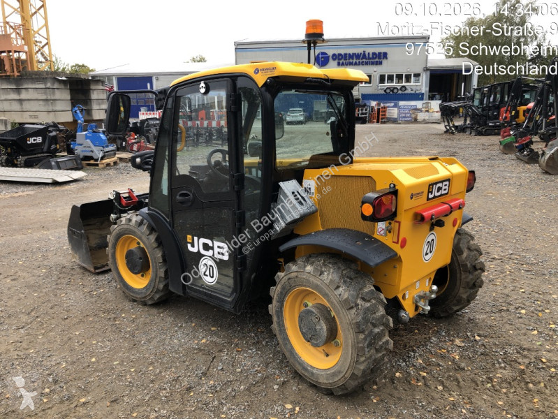 تجهيزات الأشغال العمومية JCB  514-40 CON