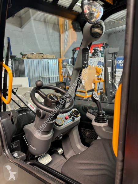 Vybavenie stavebného stroja JCB  TLT30-22E