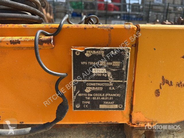 Equipamentos de obras Rabaud  2000B