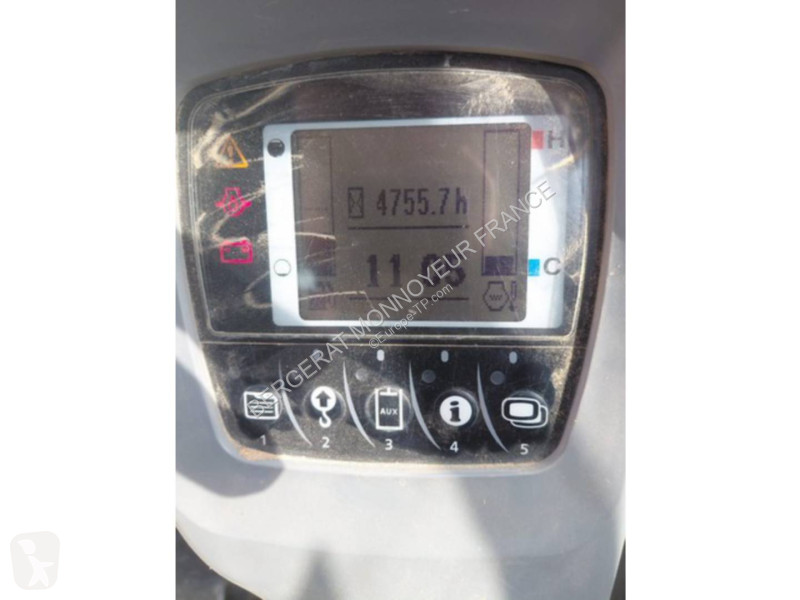 Vybavenie stavebného stroja  KX080