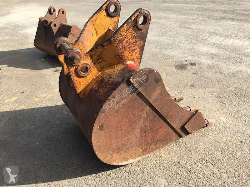 Wyposażenie maszyn Case  tractopelle - 600mm