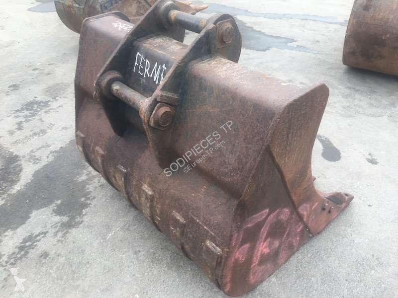 Stavební vybavení Fermec  890mm - Tractopelle...