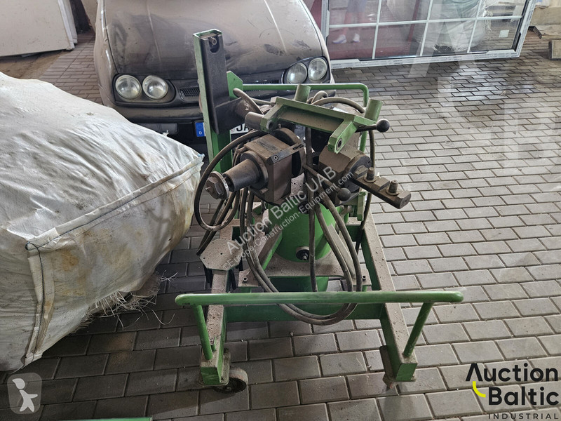 Vybavenie stavebného stroja