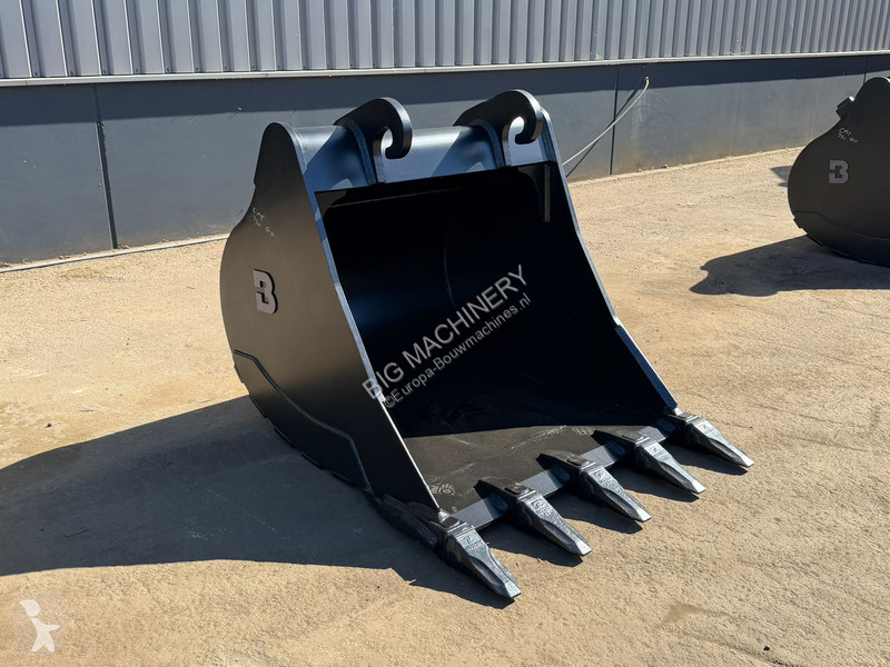 Echipamente pentru construcţii Caterpillar...