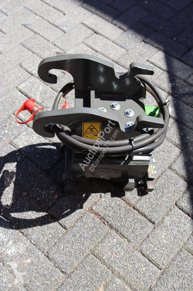 Équipements TP Neuson