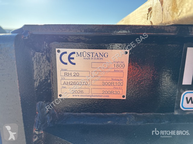 Equipamientos maquinaria OP Mustang 20