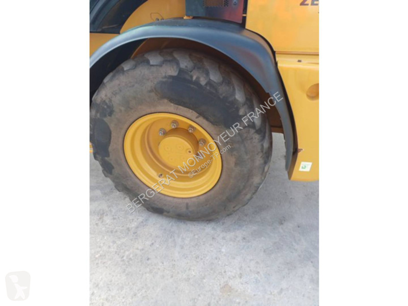 Строително оборудване Caterpillar 908