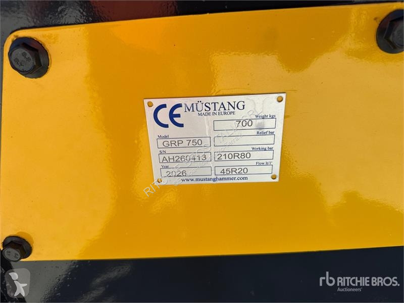 Mustang GRP750 machinery equipment