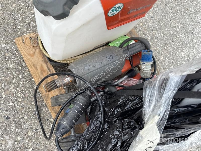 تجهيزات الأشغال العمومية Husqvarna Core Drill