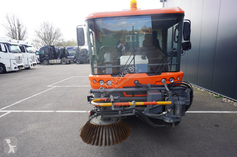 Коммунальная техника  Ravo 540 STREET SWEEPER...