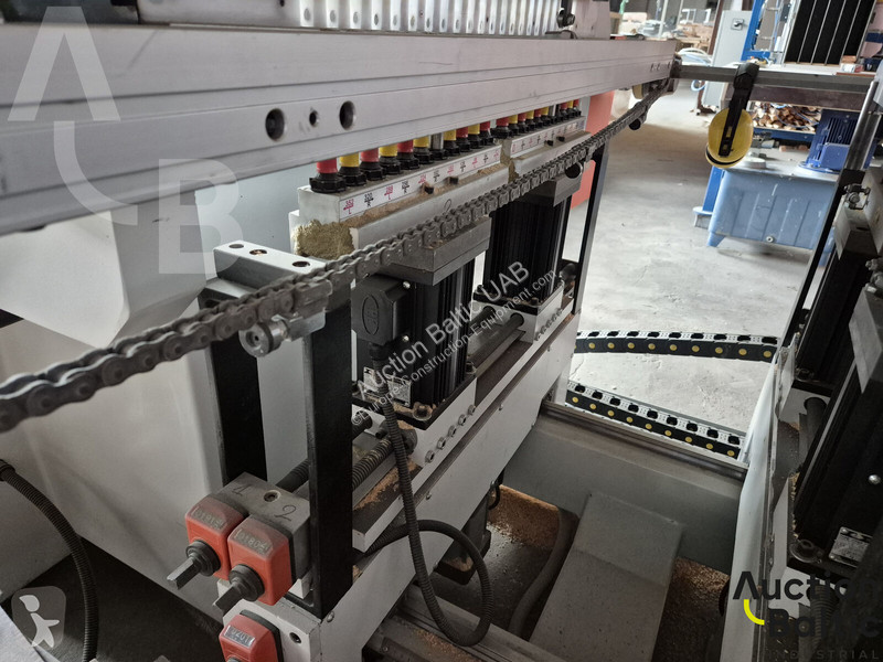 Equipamientos maquinaria OP  Lazzoni Expert L3...