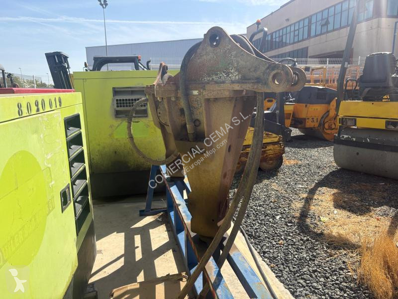 Équipements TP JCB  HM 385