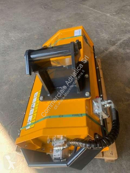 Équipements TP  T5 105