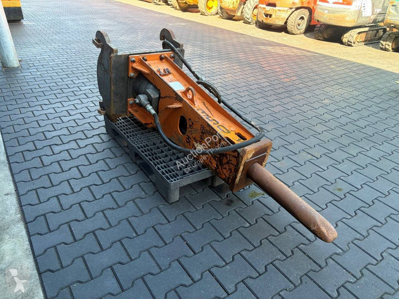 Строително оборудване  SH562P
